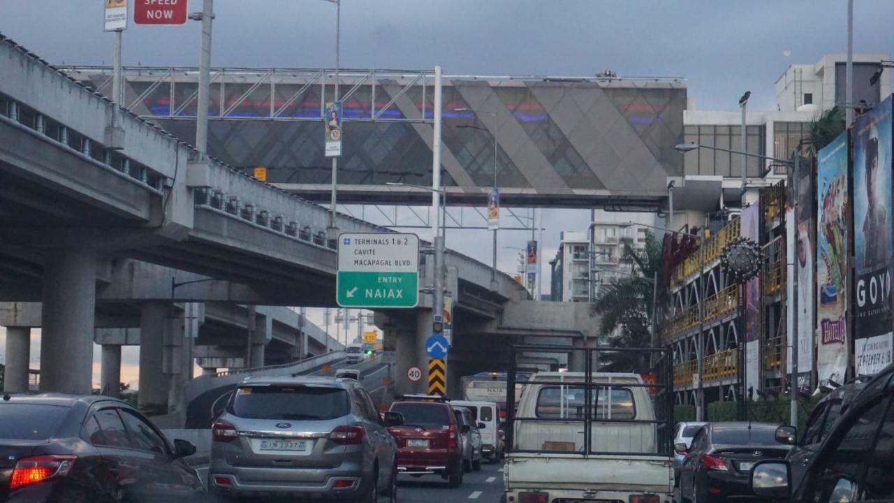 Palm Tree Condos Across Naia3 By Beth มะนิลา ภายนอก รูปภาพ