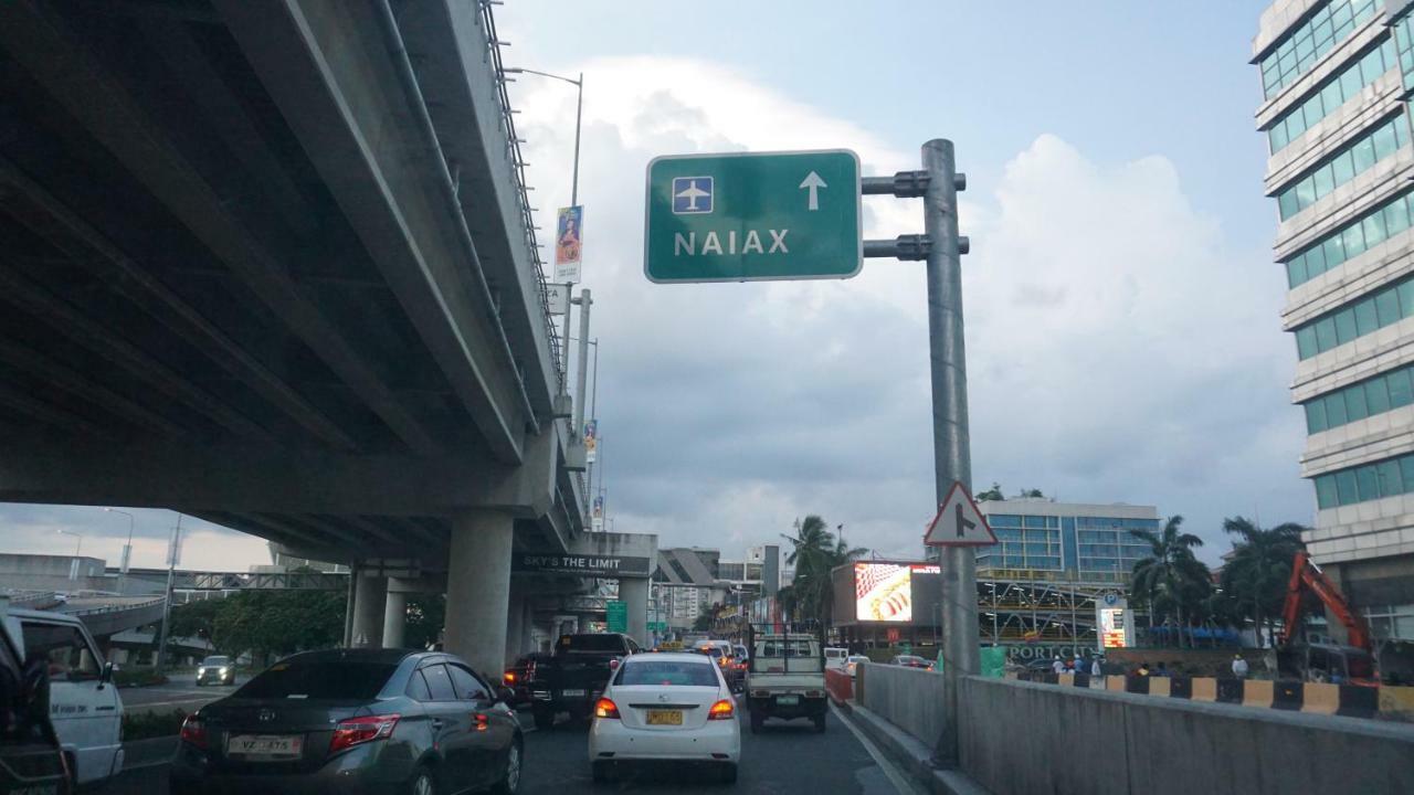 Palm Tree Condos Across Naia3 By Beth มะนิลา ภายนอก รูปภาพ